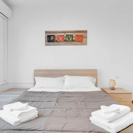 Fute182 -Bicocca- Easy House Apartment Milan Exterior photo