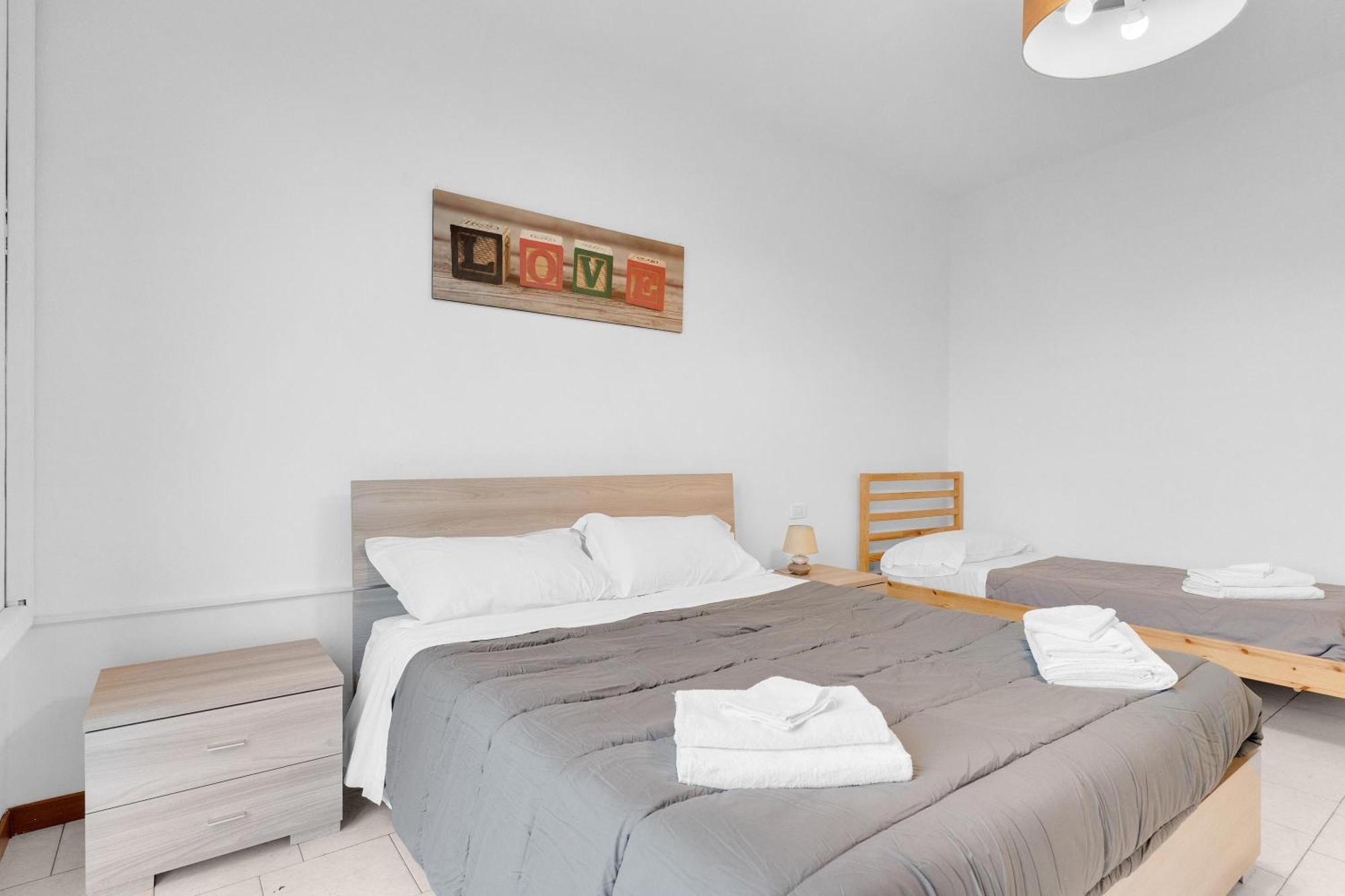 Fute182 -bicocca- Easy House Appartement
